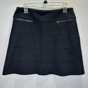 Athleta Women's Size medium Black Skirt With Two Zippered Pockets stretch